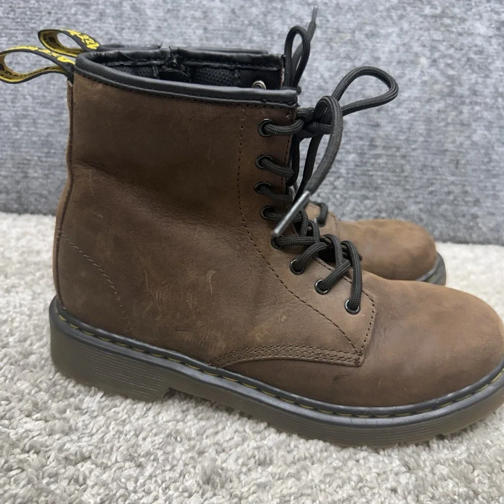 DR Marten Air Wair Delaney AW004 boots shoes size men 4 / women's 5 /‎ Unisex